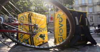 Copertina di Rider, stop alle consegne con il caldo estremo: a Padova l’intesa sulla tutela del reddito