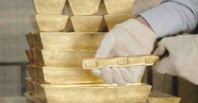 Copertina di Dall’Aci ai Giochi, raffica di mance. Sull’oro di Bankitalia arriva l’intesa