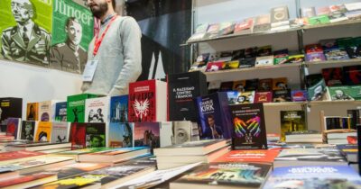 Copertina di Il paradosso dell’odio: proibito a chiunque, tranne che agli ‘antifascisti immaginari’