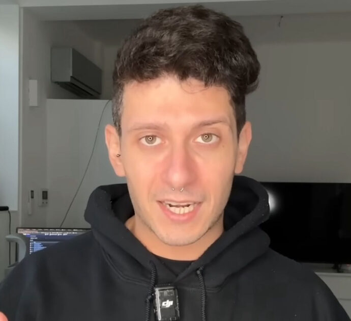 “Sono stato assolto dall’accusa di evasione fiscale. I brand e le persone mi hanno abbandonato. Vi ho odiati”: lo streamer St3pny si sfoga su YouTube