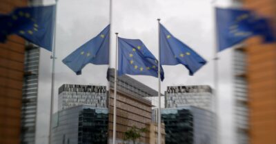 Copertina di Come è fallita la Ue, come si può ricominciare: nel segno di Croce