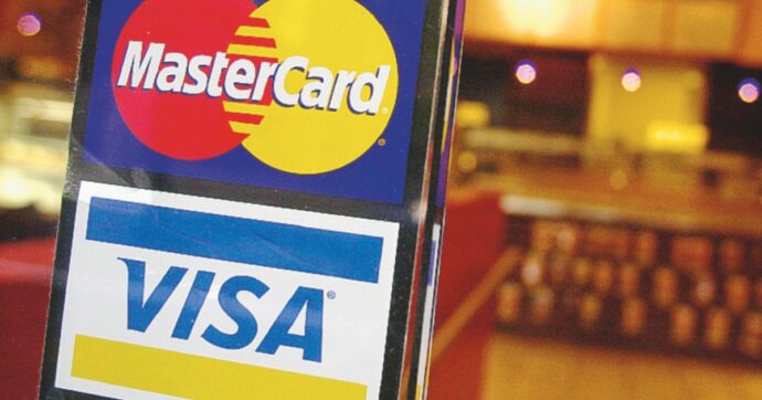 Giochi Milano-Cortina, il main sponsor detta le regole: acquisti “griffati” con Visa o niente