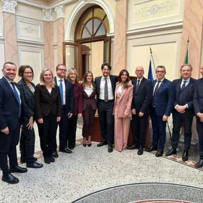 Copertina di Veneto, Stefani presenta la sua giunta: alla Sanità il cardiochirurgo Gerosa. E da Roma arriva il sottosegretario Bitonci