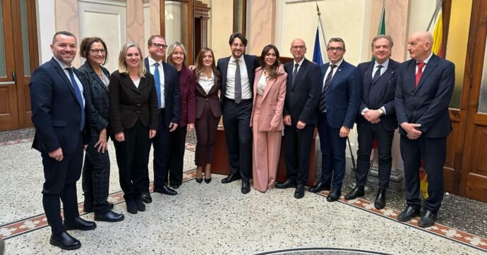 Veneto, Stefani presenta la sua giunta: alla Sanità il cardiochirurgo Gerosa. E da Roma arriva il sottosegretario Bitonci