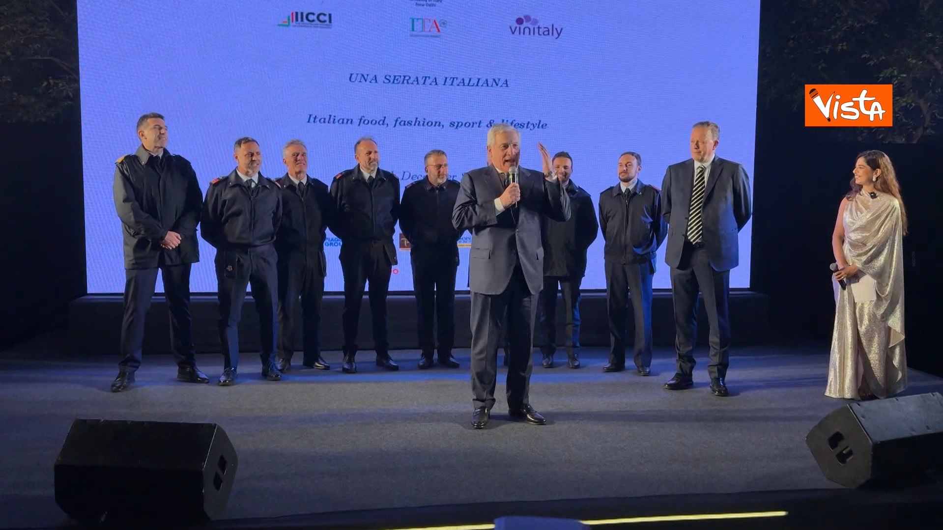 gheregheghez il grido di battaglia di tajani insieme ai militari in india 8211 video da Ilfattoquotidiano.it gheregheghez il grido di battaglia di tajani insieme ai militari in india 8211 video