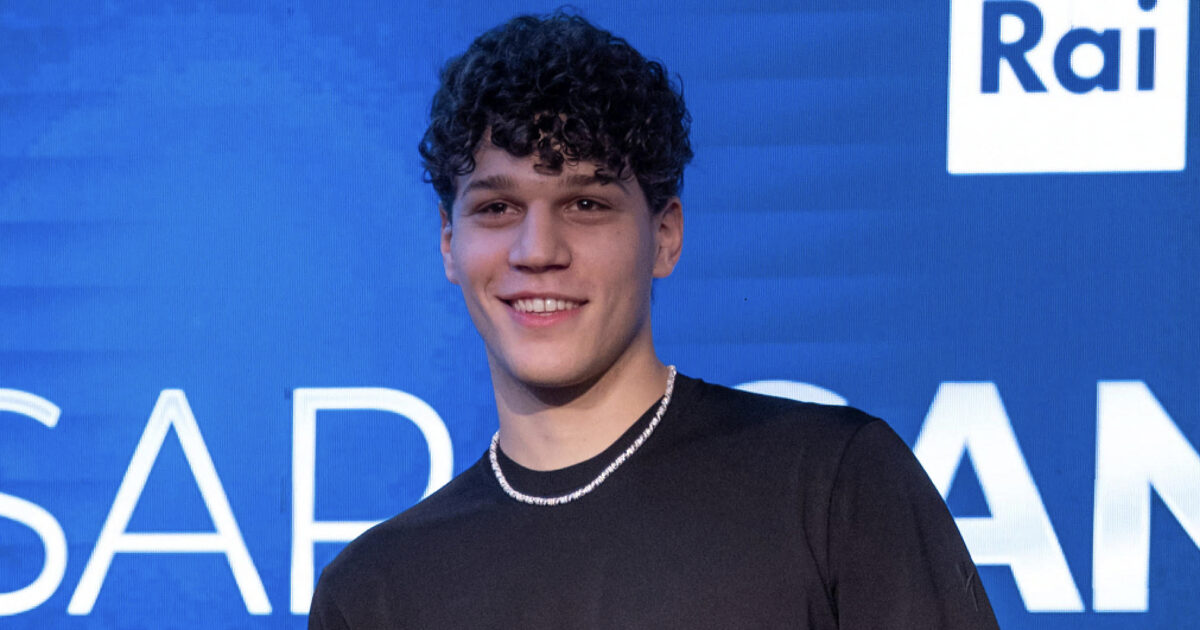 Sanremo 2026, ecco chi è il finalista di “Sarà Sanremo” Nicolò Filippucci: da “Amici” al sogno dell’Ariston