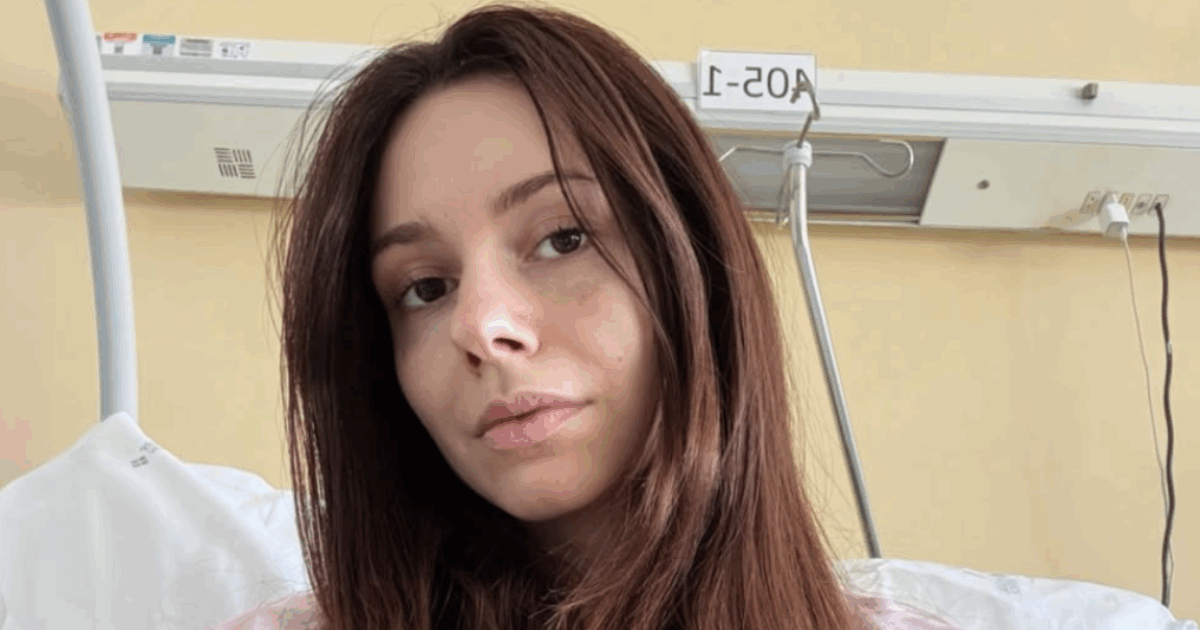 “Mal di testa, sangue, febbre, pianti, panico. Ecco perché sono stata ricoverata d’urgenza al pronto soccorso per anemia”: Valentina Barbieri riappare sui social