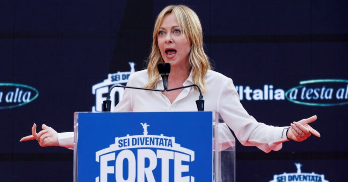 Atreju, Meloni a Schlein: “Scappi”. Poi attacca giudici e Cgil