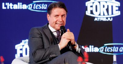 Copertina di Referendum, Pd e 5S marceranno divisi per vincere