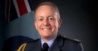 “Le famiglie devono essere pronte a mandare i loro figli in guerra contro la Russia”: le parole del capo di Stato maggiore britannico