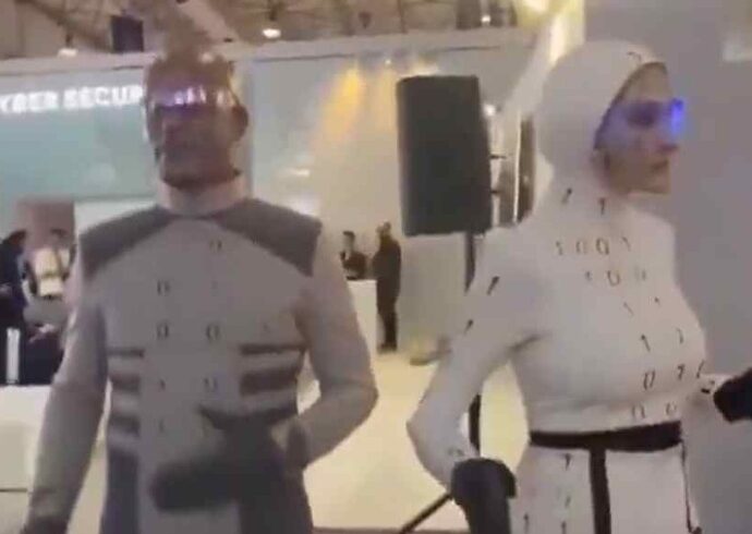 “Ecco i nostri nuovi robot di ultima generazione”: il video diventa virale su Instagram, poi l’incredibile scoperta