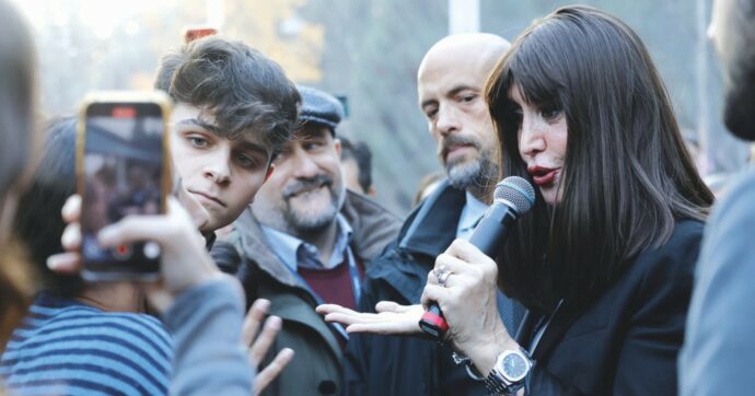 Semestre filtro a Medicina: l’imbroglio, il danno, la beffa. Hanno ragione gli studenti a contestare la ministra