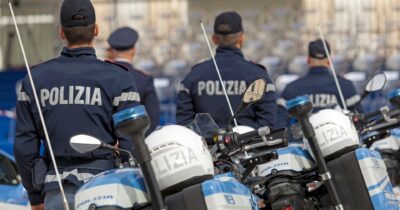 Copertina di Buoni da Bulgari e viaggi all’estero: la nuova concorsopoli nella polizia