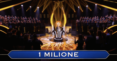 Copertina di A Chi vuol Essere Milionario c’è stata la vincita di un milione di euro, ma quanto resta davvero in tasca? Ecco la cifra