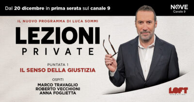 Copertina di Lezioni private, arriva in prima serata sul Nove il nuovo programma di Luca Sommi. Ospiti della prima puntata Marco Travaglio, Roberto Vecchioni e Anna Foglietta