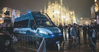 Copertina di ’Ndrine alla conquista della movida: bar e locali vip affidati a prestanome