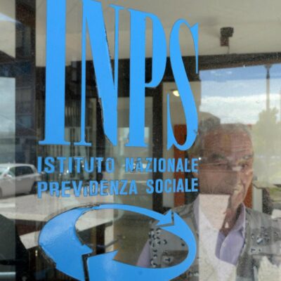 Copertina di Dal Tfr al riscatto della laurea, in manovra il regalo ai fondi pensione privati