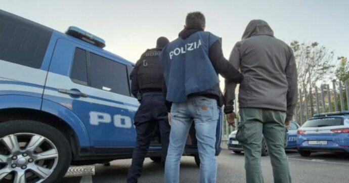 “Violenze in questura a Verona”: 4 poliziotti rinviati a giudizio per tortura. A processo anche altri 8