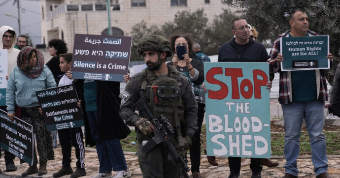 Cisgiordania, resistenza o terrorismo? Tre palestinesi rischiano fino a 12 anni di carcere (a L’Aquila)