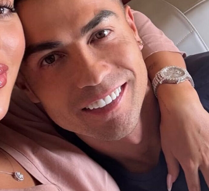 “L’anello di fidanzamento da 2 milioni di dollari? Era il minimo che potesse fare…”: la stoccata di Georgina Rodriguez a Cristiano Ronaldo
