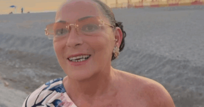 Copertina di È morta Rosy Viola, una delle più amate cantanti neomelodiche: “Le cause collegate a gravi problemi di salute che avevano portato al ricovero”