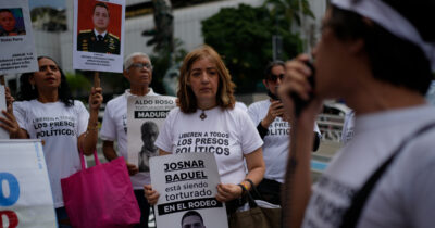 Copertina di Venezuela, “minacce di morte ai detenuti di El Rodeo I se gli Usa attaccheranno”: la denuncia dei familiari. E’ il carcere in cui è rinchiuso Alberto Trentini