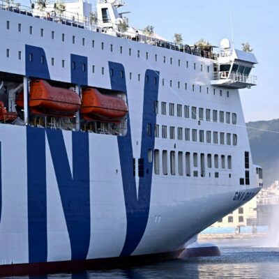 Copertina di “Hacker su una nave dell’italiana Gnv”. La Francia irrita i pm di Genova