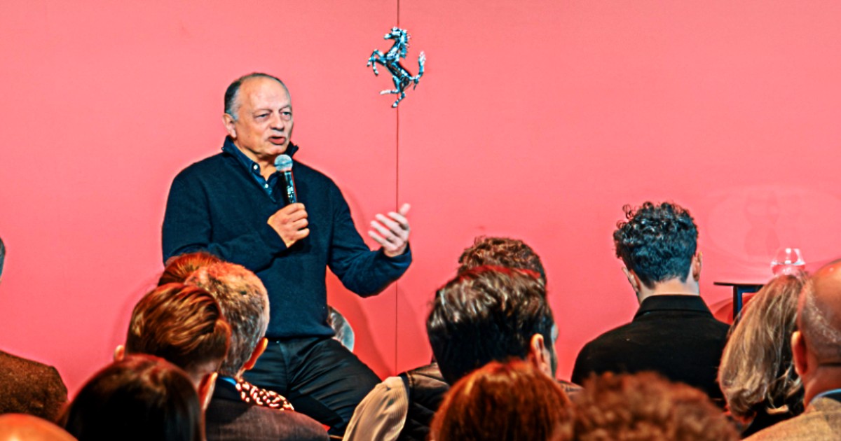 Ferrari, Vasseur: “Con le nuove regole i piloti devono dare il loro contributo, la battaglia in pista non si può simulare” Ferrari, Vasseur: “Con le nuove regole i piloti devono dare il loro contributo, la battaglia in pista non si può simulare”