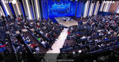 Copertina di Putin risponde così a un giornalista della Bbc: “Nessun’altra guerra se la Russia verrà trattata con rispetto” – Video