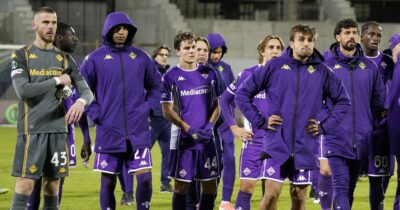 Copertina di La Fiorentina ai sedicesimi di Conference. La sconfitta fa precipitare l’Italia nel ranking Uefa: ora è dietro Cipro | La nuova classifica