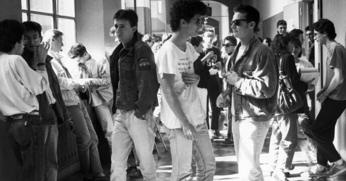 La sfida mortale di un gruppetto di liceali milanesi: la recensione de ‘’I convitati di pietra’’ di Michele Mari