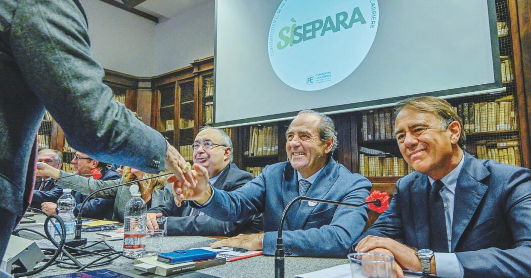 Referendum Giustizia, Di Pietro inaugura  la campagna per il sì: “Rischi sul voto estero”