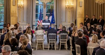 Copertina di Rubate porcellane di Sévres, preso il maggiordomo