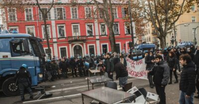 Copertina di Blitz a Stampa e Bezos: fine di “Aska”