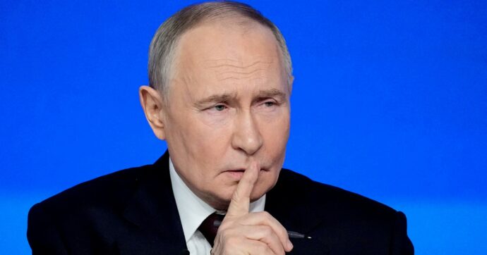 Putin: “Pronto alla pace. Fondi congelati sono una rapina”