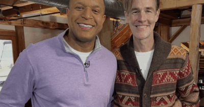 Copertina di “Pensavo di dover smettere di bere caffè ma quando l’ho fatto non sono migliorato. Quando la colonscopia mi ha fatto scoprire il cancro credo di essere andato in shock”: parla James Van Der Beek