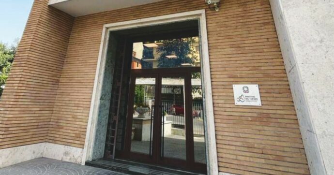 Turismo, lascia la segretaria generale