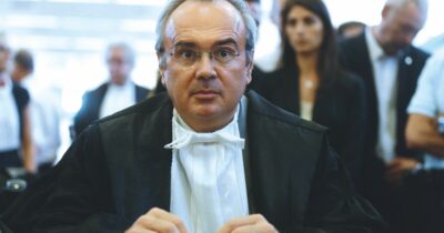 Copertina di Gasparri vs tescaroli: A giudizio desario