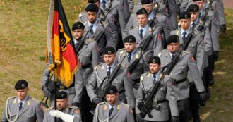 Leva militare in Germania, dal titolo di studio alla forma fisica: ecco le dodici domande alle quali dovranno rispondere i 18enni