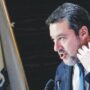 Copertina di Manovra: Salvini scarica le responsabilità sui tecnici. E Conte infilza Meloni