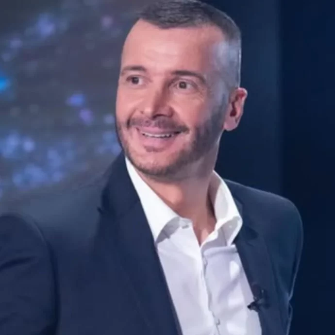 Rocco Casalino a Verissimo: “Alejandro è il mio ‘unicorno’, il fidanzato perfetto. Lui è l’unica persona con cui mi immagino papà”