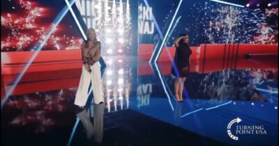 Copertina di Nicki Minaj a sorpresa sul palco in sostegno di Trump e Vance: “Sono modelli per i giovani” – Video