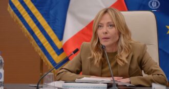 Copertina di Meloni rivendica: “Si vis pacem para bellum? È un messaggio pragmatico, non bellicista” – Video