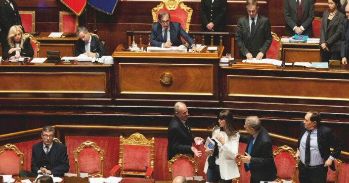 Ecco la manovrina che piace quasi solo alla Confindustria