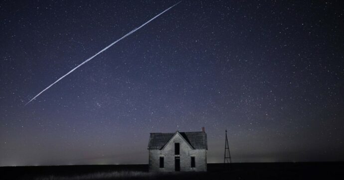 “Mosca studia un’arma anti-satellite per colpire Starlink con nubi di schegge orbitanti”