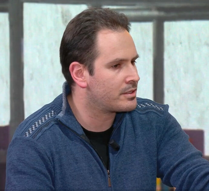 Garlasco, Andrea Sempio rompe il silenzio in tv: “Ho paura di trovarmi in galera da innocente come Stasi”. E il padre aggiunge: “Adesso diventiamo cattivi, noi stiamo in piedi per la rabbia”