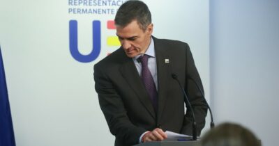 Copertina di Sànchez: le Regionali come un campo minato. I Popolari davanti al dilemma: governare con l’estrema destra di Vox?