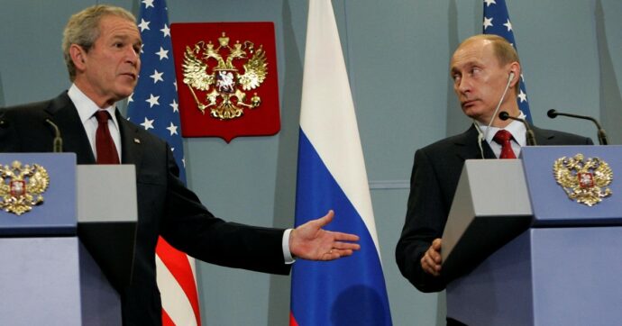 “No all’Ucraina nella Nato”: Putin lo disse già a Bush nel 2001 e nel 2008. “Sarebbe vista come una minaccia”