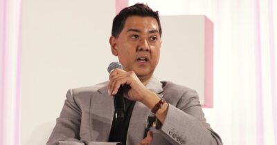 Copertina di Attivista tech britannico fa causa contro il visto negato dagli Usa: è uno degli europei sanzionati insieme a Breton