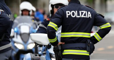 Copertina di Napoli: il questore incontra i funzionari di polizia del Siulp sospesi dal giudice